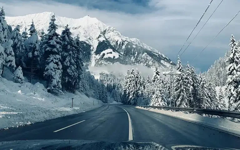 Capdeville Taxi : votre Taxi vers les stations de ski des Aravis. Navette depuis Gare et Aéroports. Annecy, Genève, La clusaz